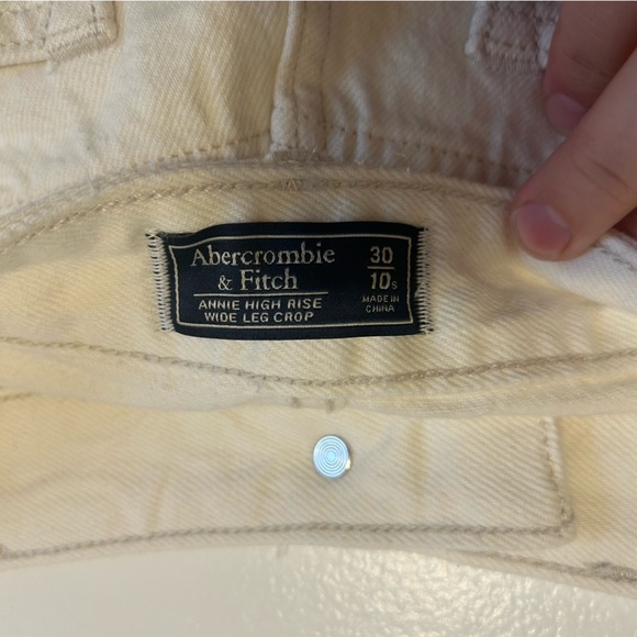Abercrombie & Fitch • Annie High Rise Wide Leg Crop - Picture 7 of 9